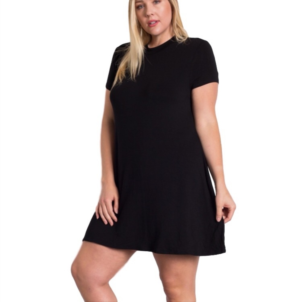 🔥SOLD OUT!!🔥NWT Plus Short Sleeve Swing Dress
